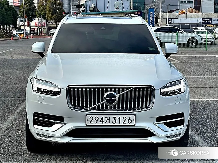 Volvo XC90 second Generation 2020 Белый из Кореи