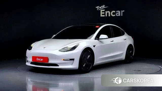 Tesla Model 3 2021 Белый из Кореи