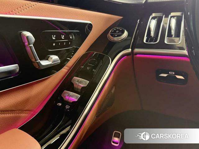 Mercedes-Benz Maybach S-class 2024 Черный из Китая