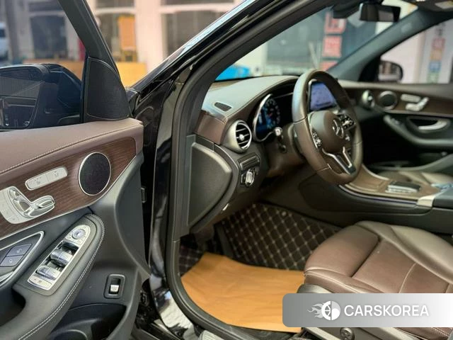 Mercedes-Benz GLC 2023 Черный из Китая