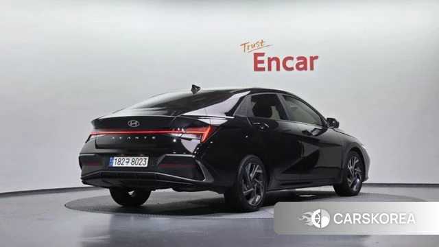 Hyundai The New Avante (CN7) 2023 Черный из Кореи