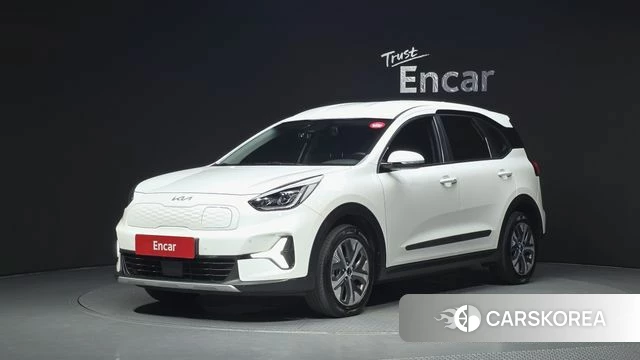 Kia Niro Plus 2023 Белый из Кореи