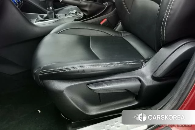 Mazda 3 Angkesaila 2018 Красный из Китая