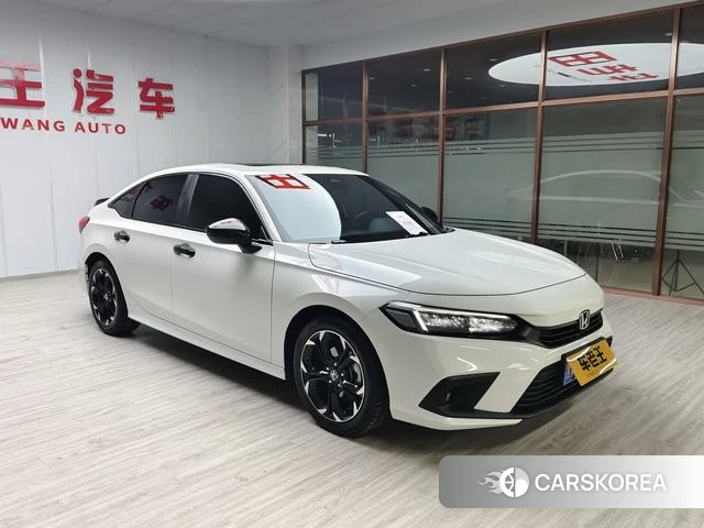 Honda Civic 2023 Белый из Китая