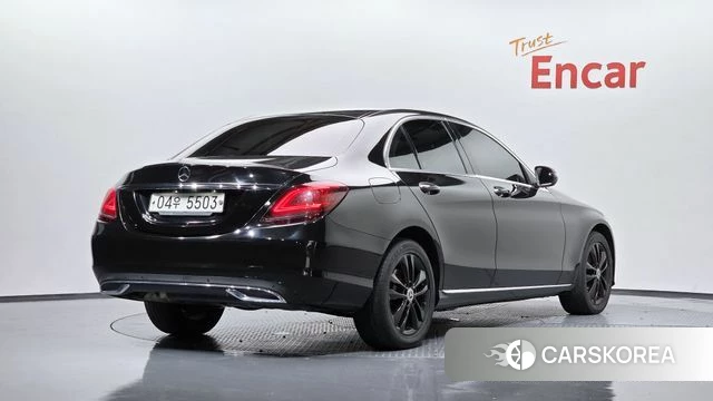 Mercedes-Benz C-Class W205 2019 Черный из Кореи