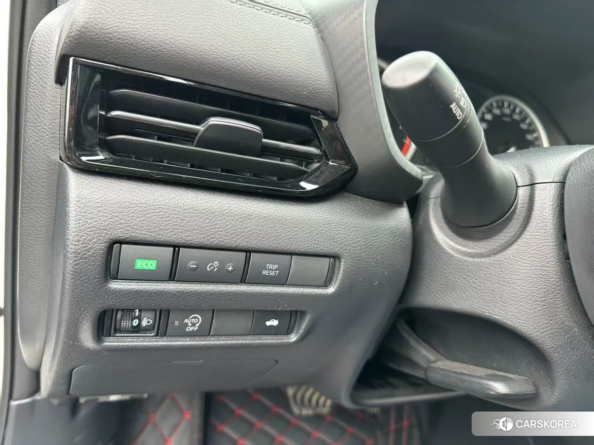 Nissan Sylphy 2023 Белый из Китая