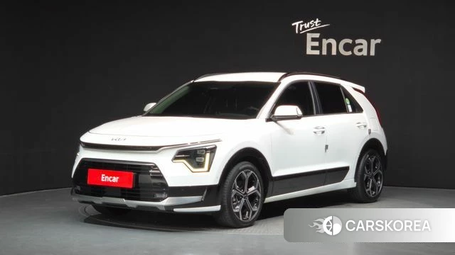 Kia Di Ol Nu Niro 2022 Белый из Кореи