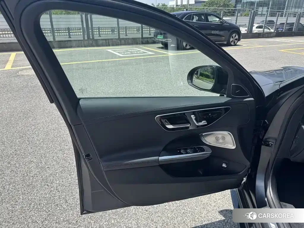 Mercedes-Benz C-class AMG 2025 Silver/gray из Китая