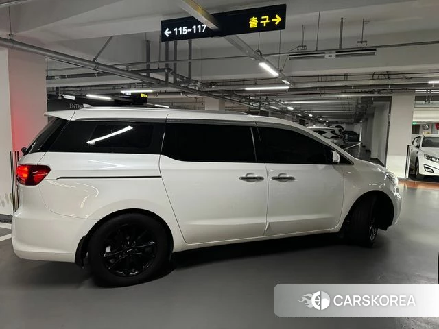 Kia The New Carnival 2018 Белый из Кореи
