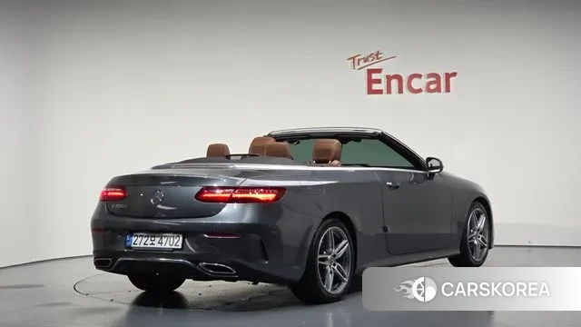 Mercedes-Benz E-Class W213 2020 Серый из Кореи