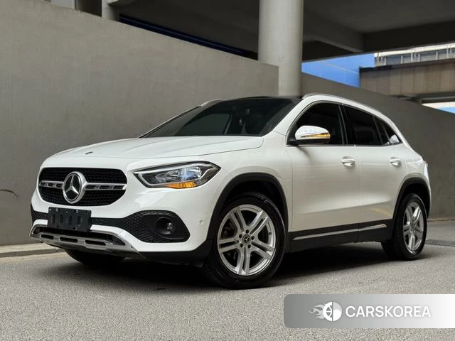 Mercedes-Benz GLA 2021 Белый из Китая