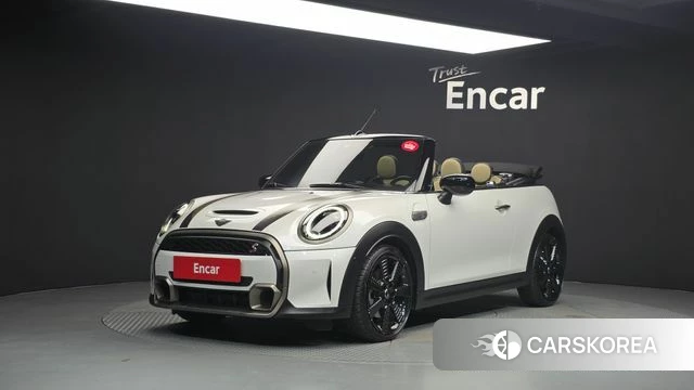 Mini Cooper S Convertible 2023 Белый из Кореи