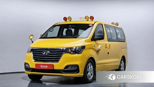 Hyundai The New Grand Starex 2018 Желтый из Кореи