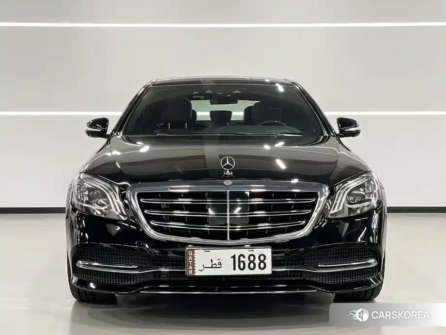 Mercedes-Benz S-class 2018 Черный из Китая