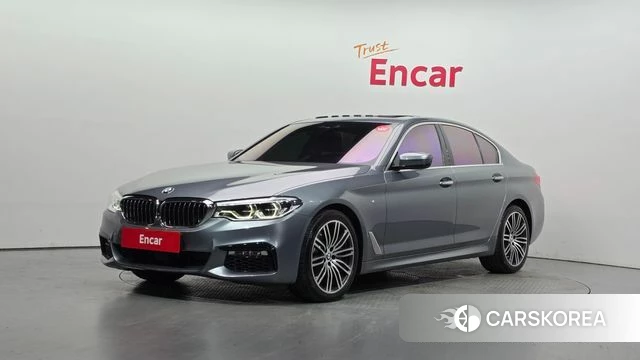 BMW 5 Series (G30) 2018 Серый из Кореи