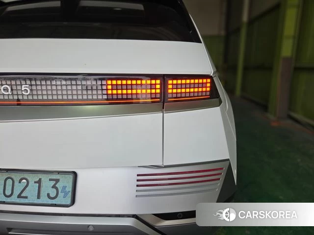 Hyundai Ionic 5 2022 Белый из Кореи