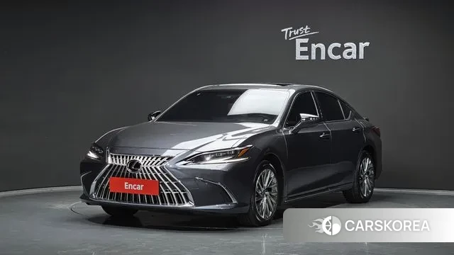 Lexus ES300h 7th generation 2025 Серый из Кореи