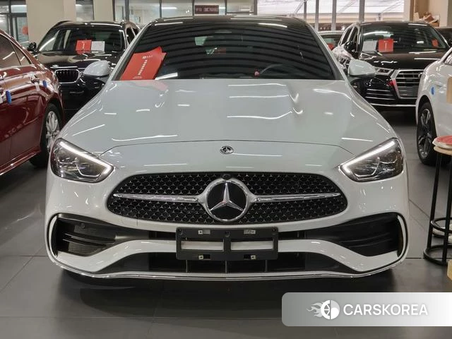 Mercedes-Benz Class C 2024 Белый из Китая