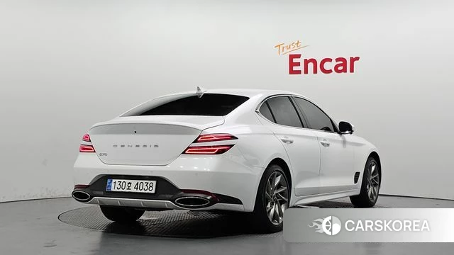 Genesis The New G70 2023 Белый из Кореи
