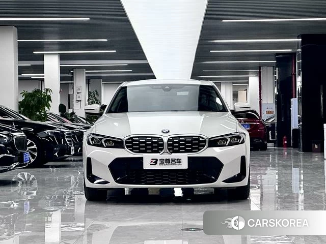 BMW 3 series 2024 Белый из Китая
