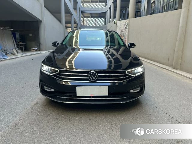 Volkswagen Magotan 2021 Черный из Китая