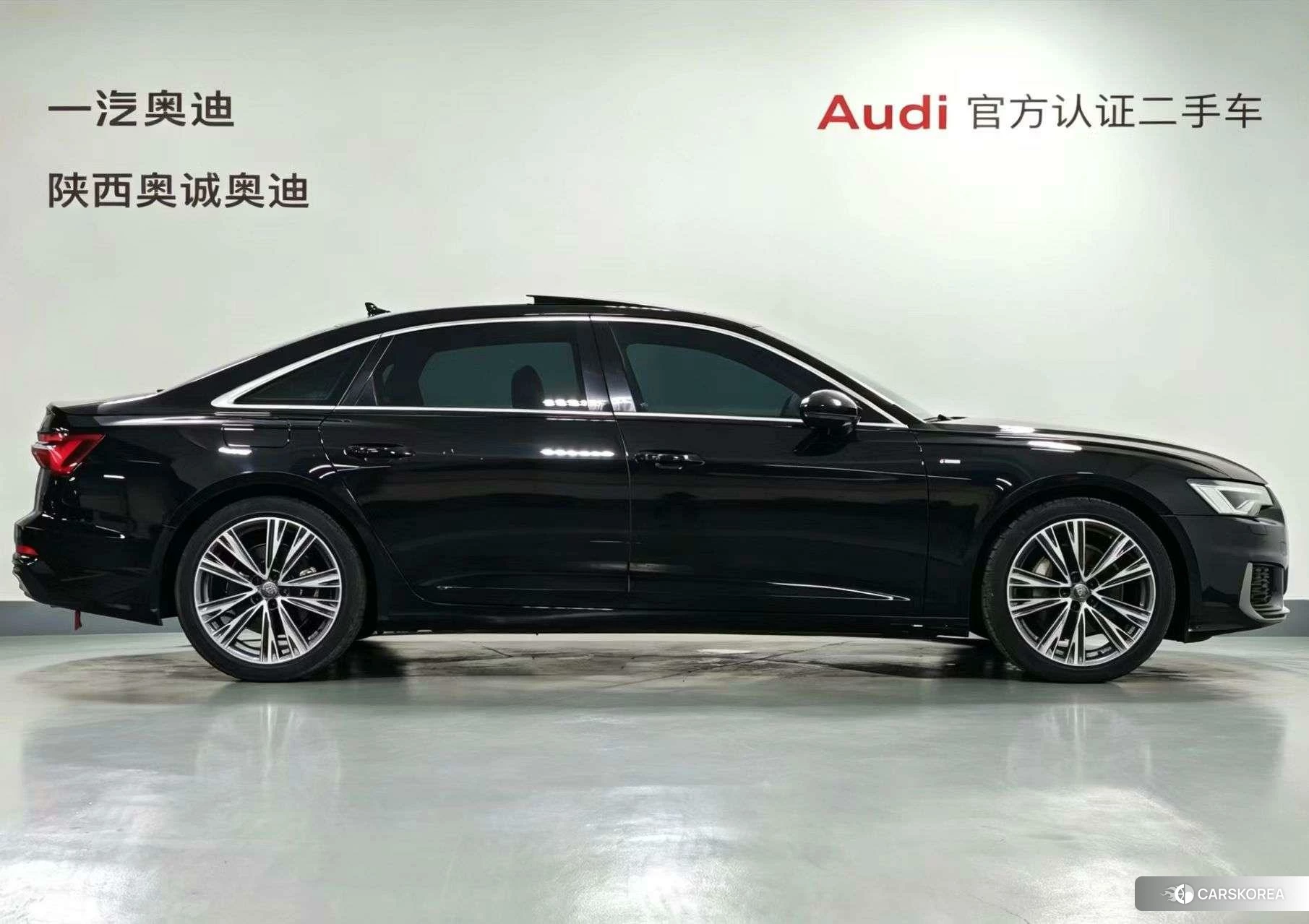 Audi A6L 2020 Черный из Китая
