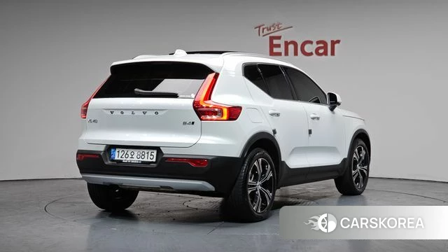 Volvo XC40 2020 Белый из Кореи
