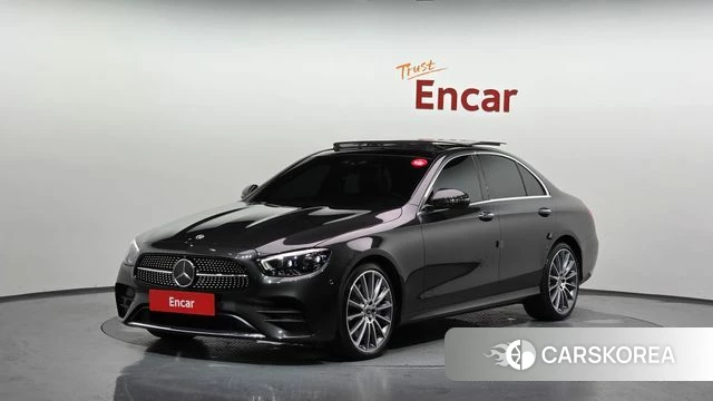 Mercedes-Benz E-Class W213 2022 Серый из Кореи