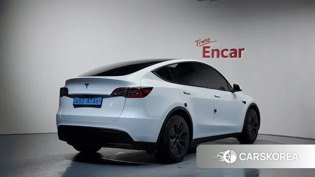 Tesla Model Y 2024 Белый из Кореи