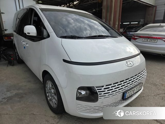 Hyundai Staria 2022 Белый из Кореи