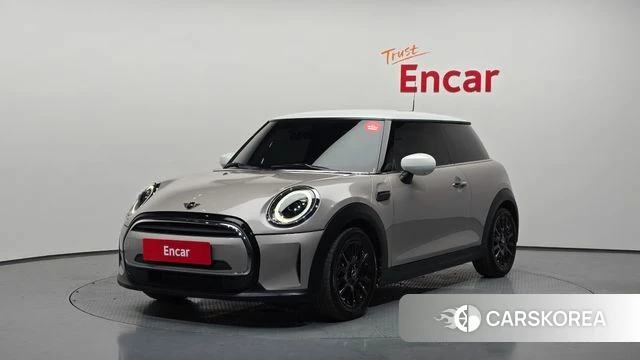 Mini Cooper 2023 Жемчужный двухцветный из Кореи