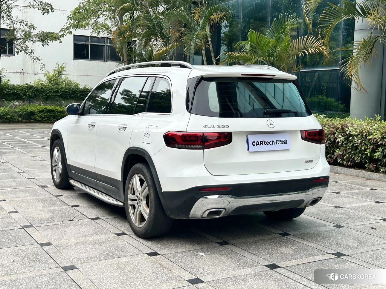 Mercedes-Benz GLB 2021 Белый из Китая