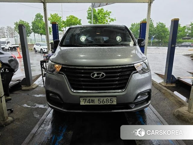 Hyundai The New Grand Starex 2018 Серебристо-серый из Кореи