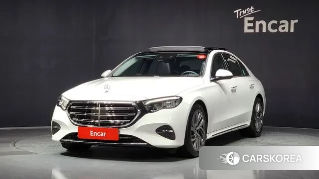 Mercedes-Benz E-Class W214 2024 Белый из Кореи