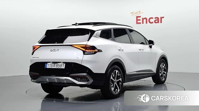 Kia Sportage 5th Generation Hybrid 2022 Белый из Кореи