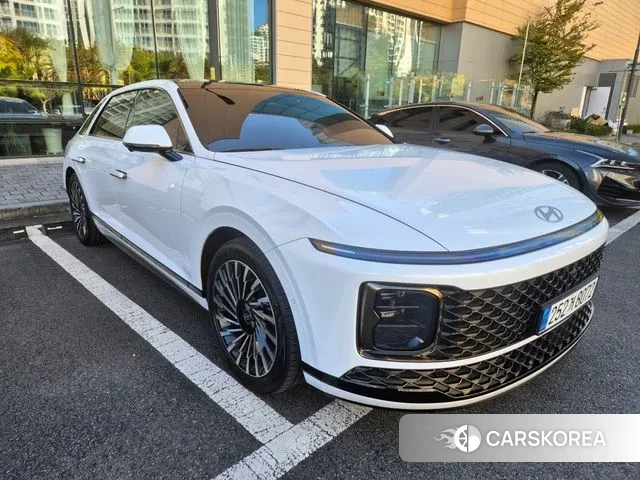 Hyundai Grandeur Hybrid (GN7) 2023 Белый из Кореи