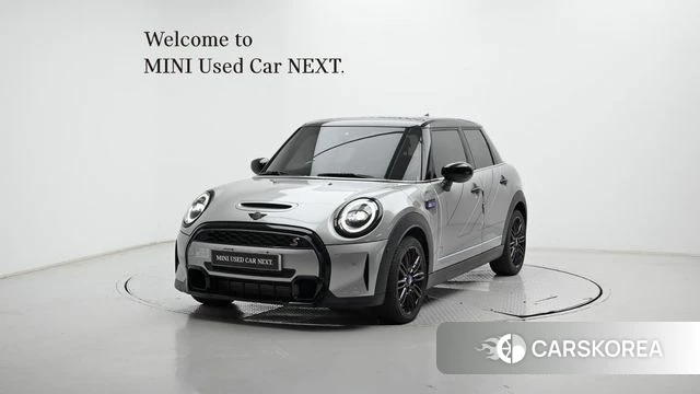 Mini Cooper S 2024 Черный из Кореи