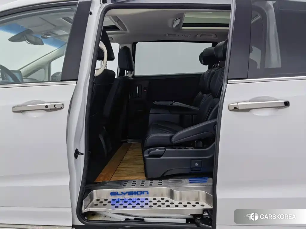 Honda Odyssey 2022 Белый из Китая