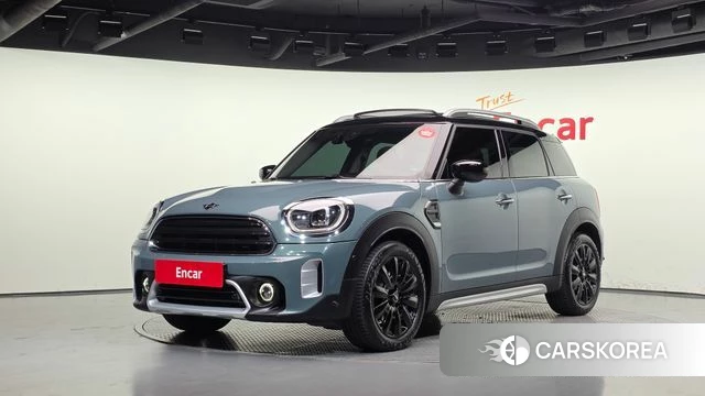 Mini Cooper Countryman 2023 Цвет галактики из Кореи