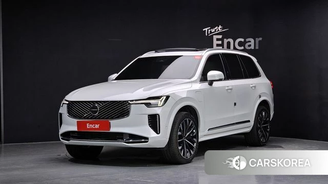 Volvo XC90 second Generation 2025 Белый из Кореи