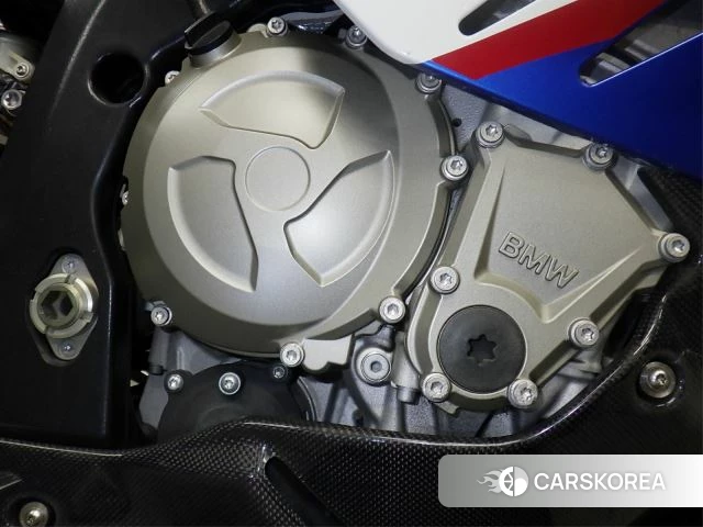 Engine photo