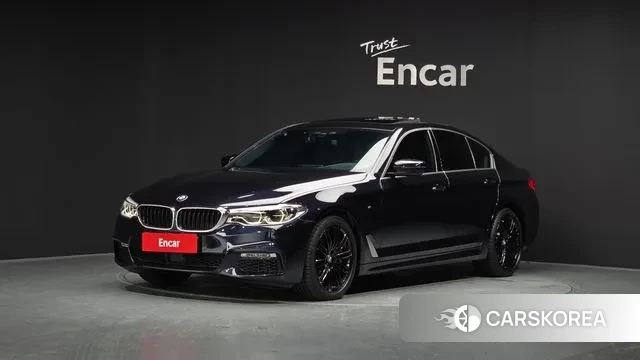 BMW 5 Series (G30) 2018 Черный из Кореи