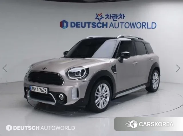 Mini Cooper Countryman 2023 Серебристо-серый из Кореи