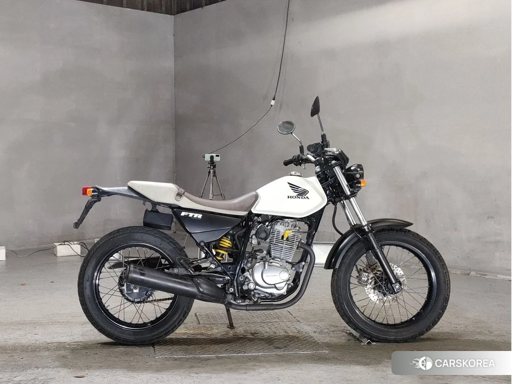 Проданный Honda FTR223 2010 из Японии