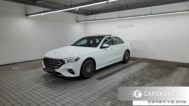 Mercedes-Benz E-Class W214 2025 Белый из Кореи