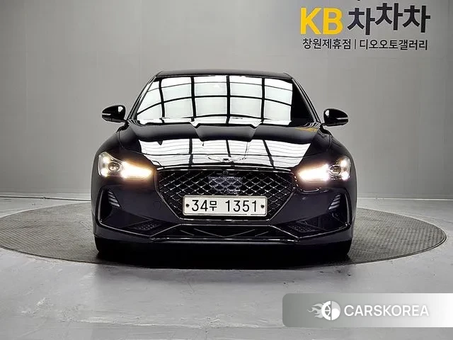 Genesis G70 2018 Черный из Кореи