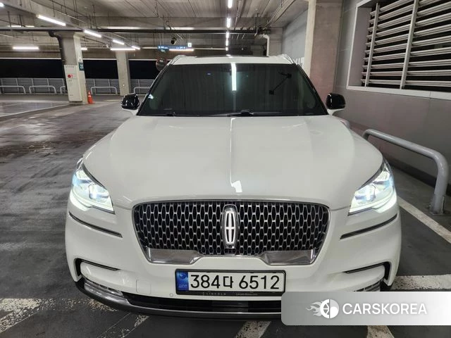 Lincoln Aviator 2nd generation 2021 Белый из Кореи