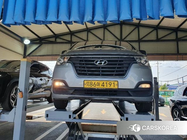 Hyundai The New Grand Starex 2018 Серебряный из Кореи