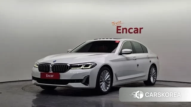 BMW 5 Series (G30) 2021 Белый из Кореи