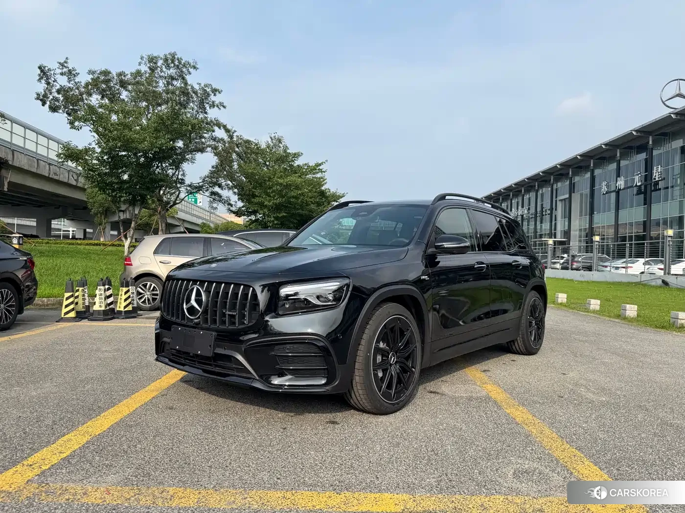 Mercedes-Benz GLB AMG 2026 Черный из Китая